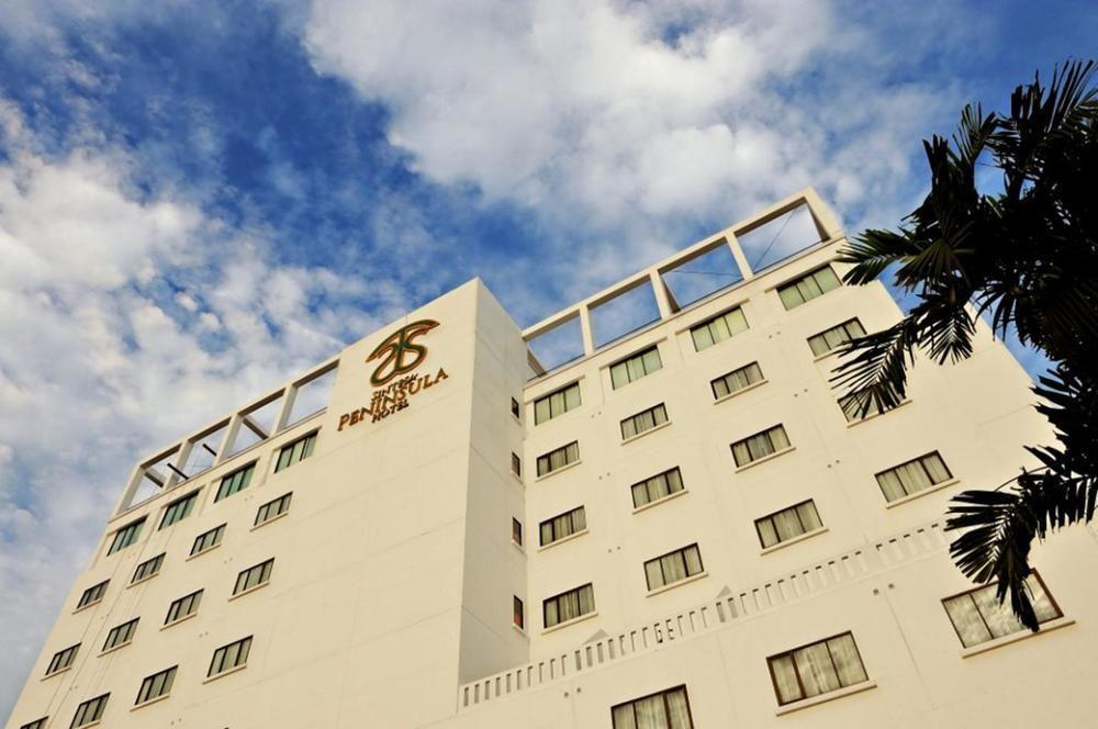Sintesa Peninsula Hotel Palembang Luaran gambar
