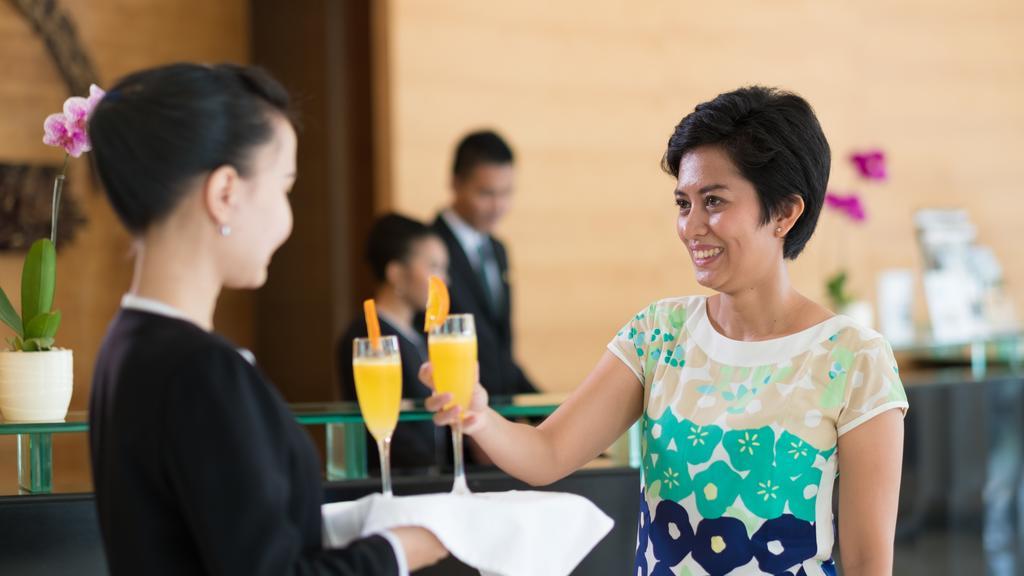 Sintesa Peninsula Hotel Palembang Luaran gambar