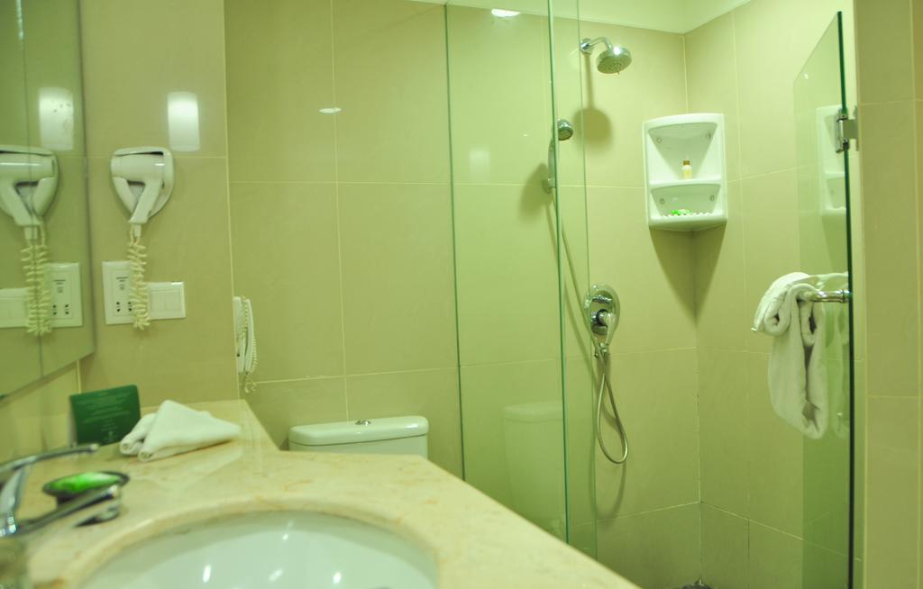 Sintesa Peninsula Hotel Palembang Luaran gambar
