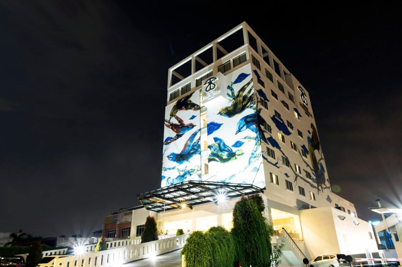 Sintesa Peninsula Hotel Palembang Luaran gambar